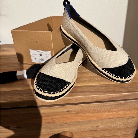 NEW Rothys The Espadrille White Black Toe Tie Ankle NWB Multiple Sizes - Picture 5 of 5